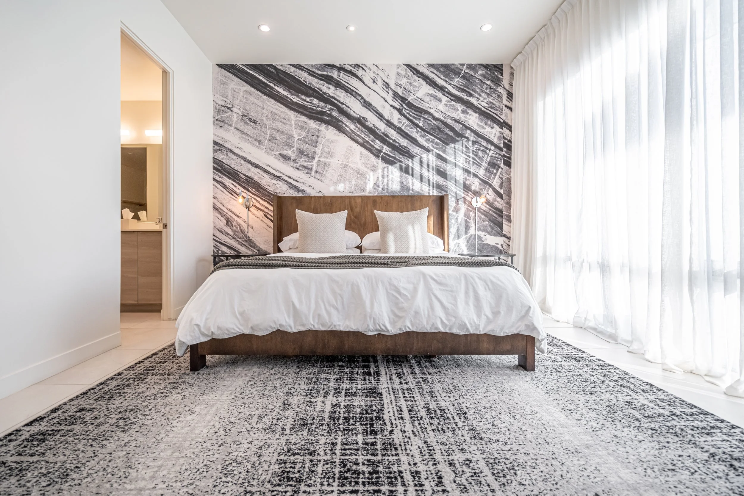 Features — MZ Scottsdale Apartments